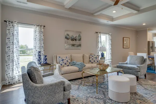 6162 Parkhaven Blvd, Hermitage, TN 37076