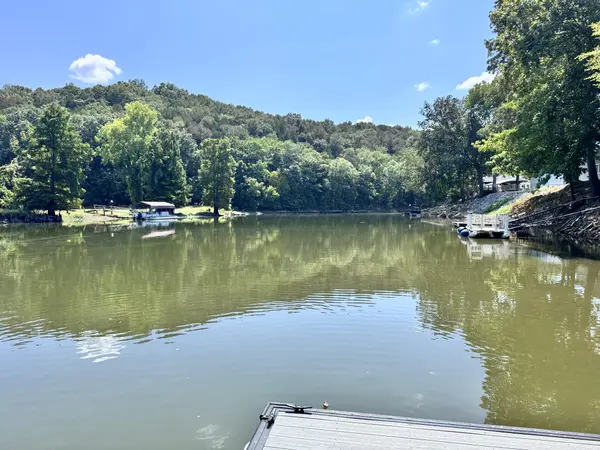 219 Beechview Dr, Clifton, TN 38425