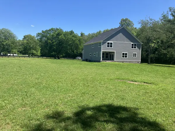 1151 Canaan Rd, Columbia, TN 38401