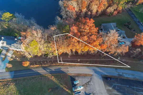 0 Deer Creek Dr, Crossville, TN 38571