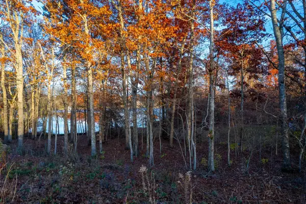 0 Deer Creek Dr, Crossville, TN 38571