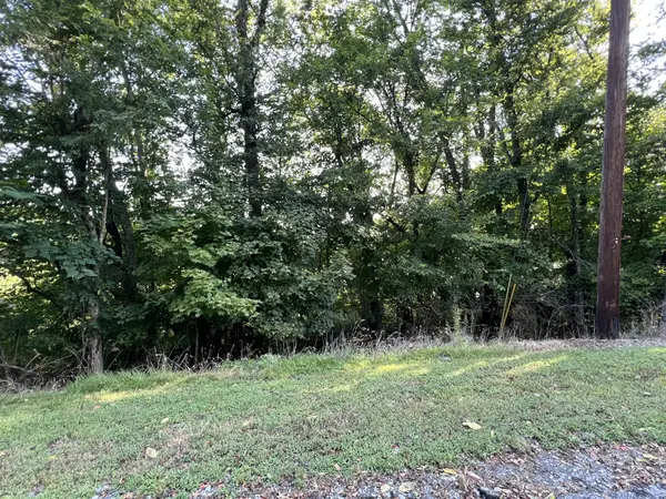 8 Jarrell Ridge Rd, Clarksville, TN 37043