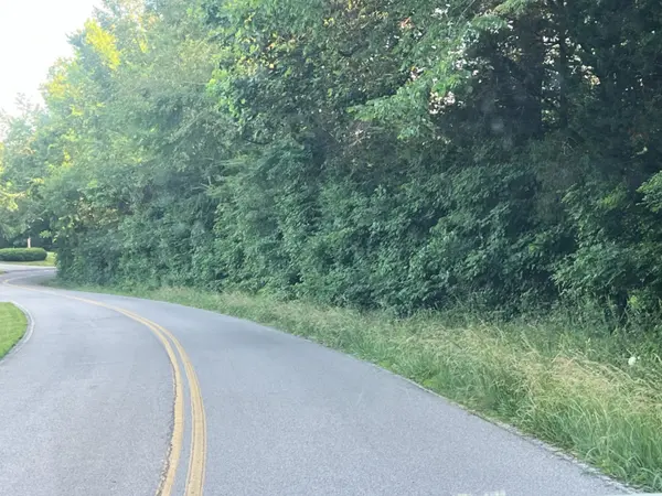 1 Jarrell Ridge Rd, Clarksville, TN 37043