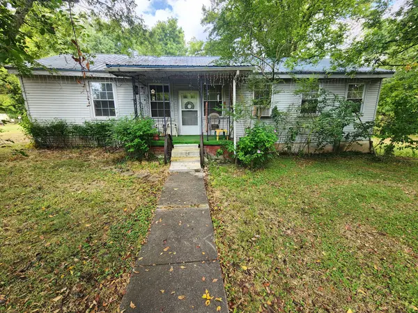 6670 Newstead Rd, Hopkinsville, KY 42240