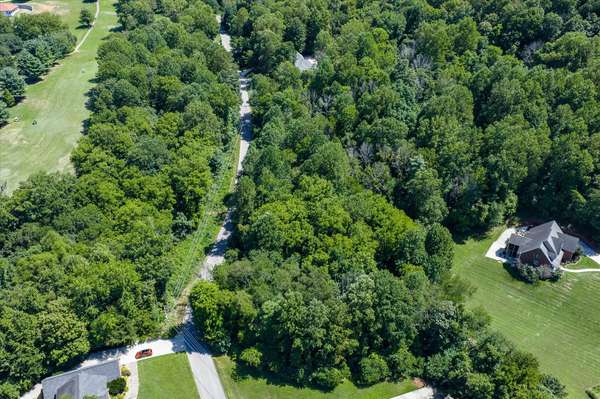 484 S Plantation Dr, Cookeville, TN 38506