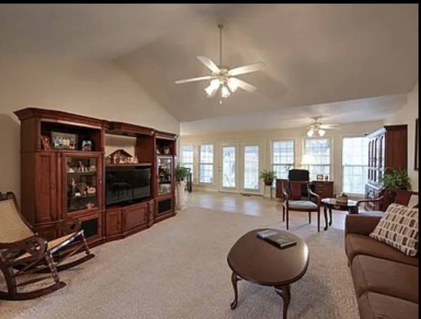 1016 Sunnyside Dr, Columbia, TN 38401