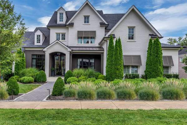 7053 Lanceleaf Dr, College Grove, TN 37046