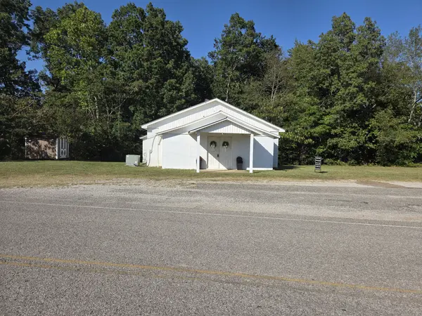 1540 Linden Hwy, Hohenwald, TN 38462