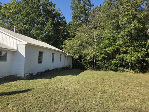 1540 Linden Hwy, Hohenwald, TN 38462