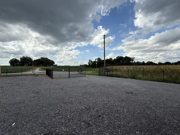 6724 Pembroke Oak Grove Rd, Pembroke, KY 42266