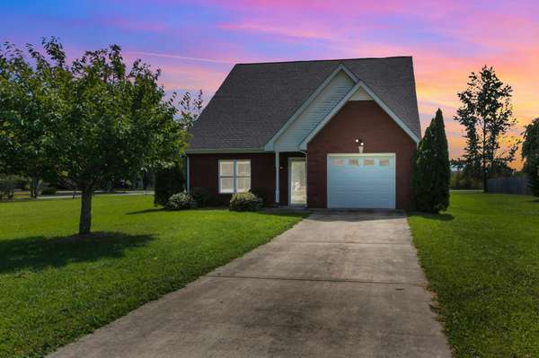 520 Lautzenheiser Pl, Monteagle, TN 37356