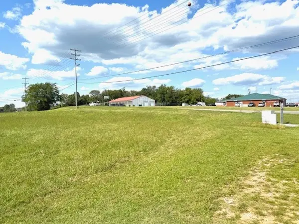 900 Ellington Pkwy, Lewisburg, TN 37091