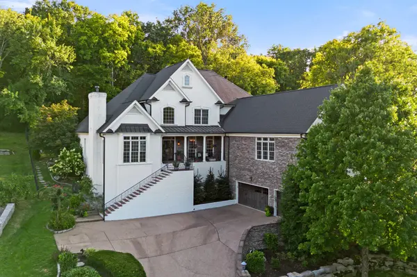 173 Allenhurst Cir, Franklin, TN 37067