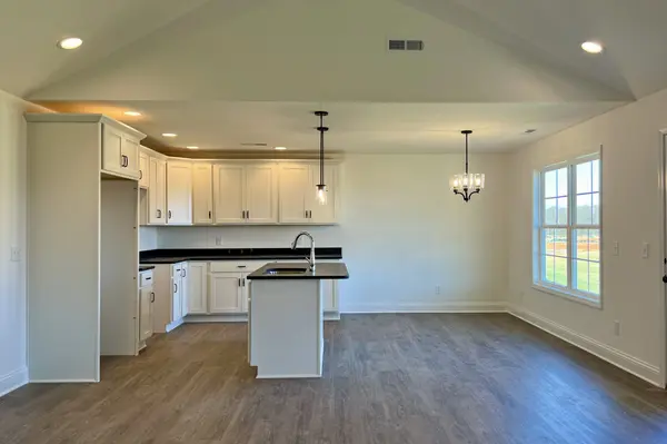 122 Magnolia Cir, Franklin, KY 42134