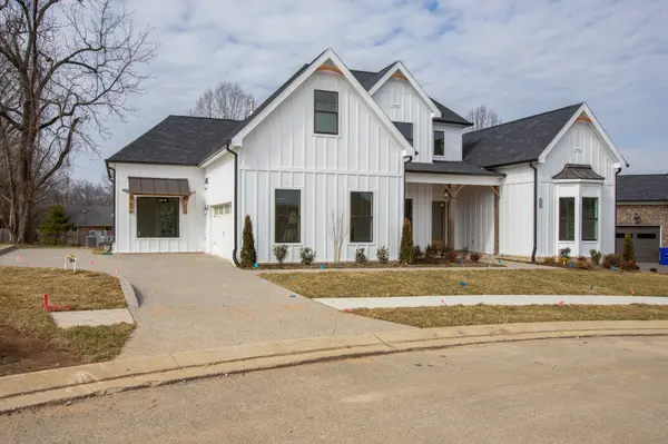 2 Elissa Place, Hendersonville, TN 37075