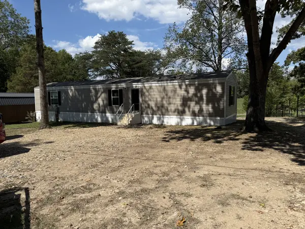 68 Jenkins Village, Red Boiling Springs, TN 37150