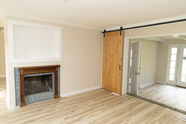 8 Rushing Ln, Leoma, TN 38468