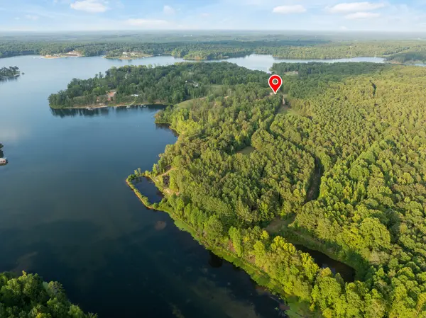 890 Kyle Rd, Huntingdon, TN 38344