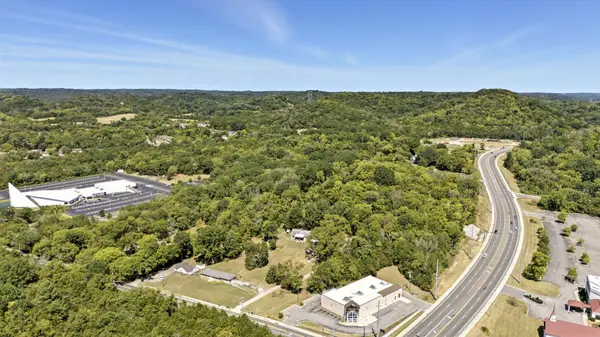 3712 Kings Ln, Nashville, TN 37218