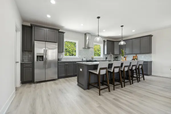 1105 11th Ave #N, Nashville, TN 37208