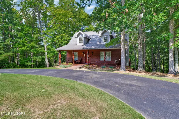 1150 Grandview Way, Jamestown, TN 38556