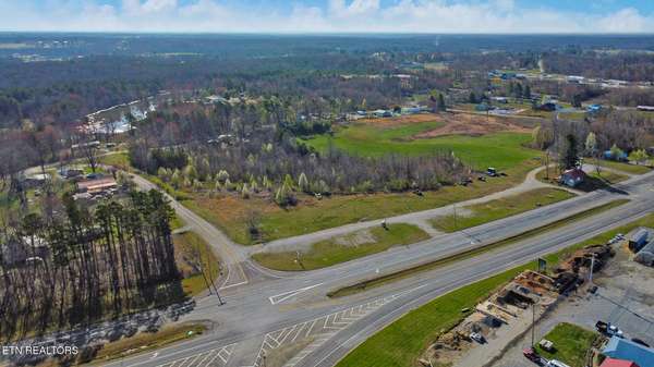 2172 S York Hwy, Jamestown, TN 38556