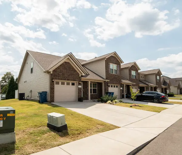 4074 Utica St, Smyrna, TN 37167