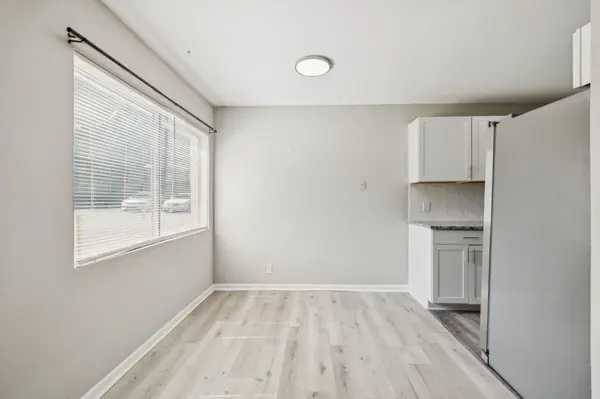 550 Harding Pl #D113, Nashville, TN 37211