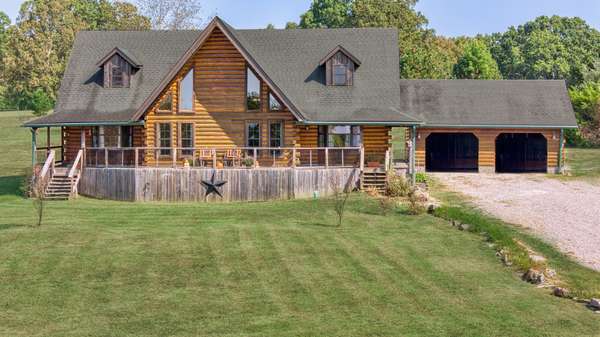 2644 Franklin Rd, Russellville, KY 42276
