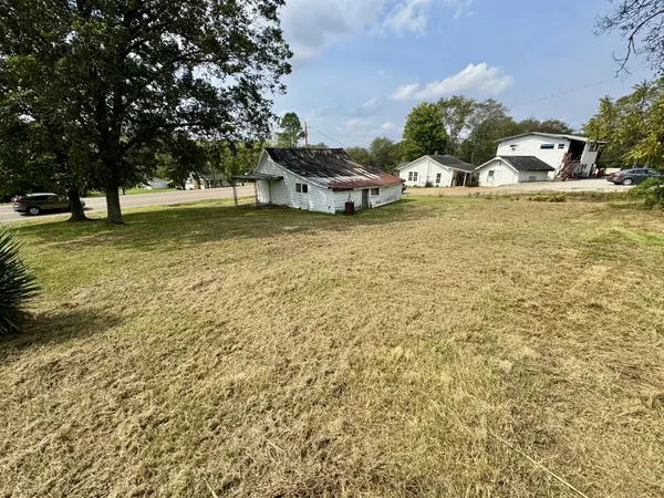6343 Elkton Pike, Prospect, TN 38477