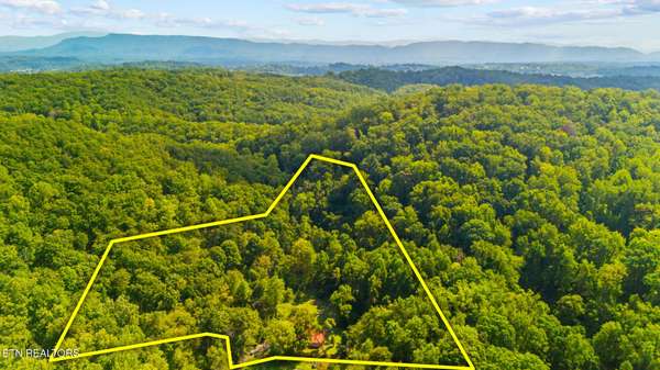 8625 Sams Lane, Knoxville, TN 37920