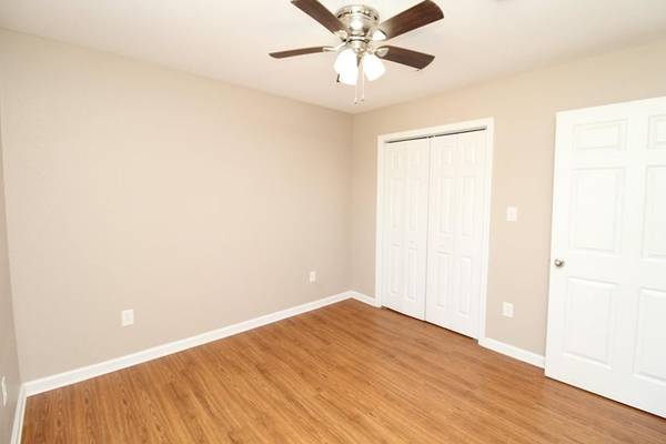 704 Donelson Parkway #B202, Dover, TN 37058
