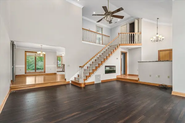 8537 Cherokee Trl, Crossville, TN 38572