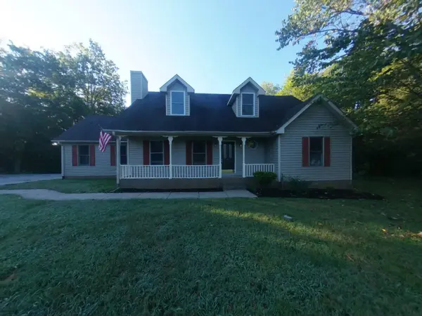 1918 Cross Creek Dr, Murfreesboro, TN 37127