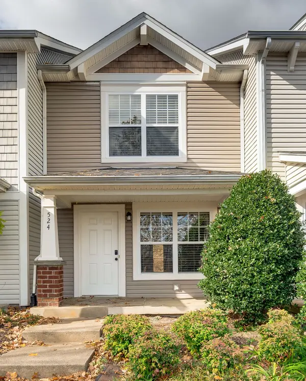 524 Shadow Glen Dr, Nashville, TN 37211