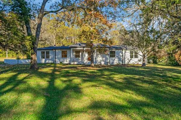 818 Bresslyn Rd, Nashville, TN 37205