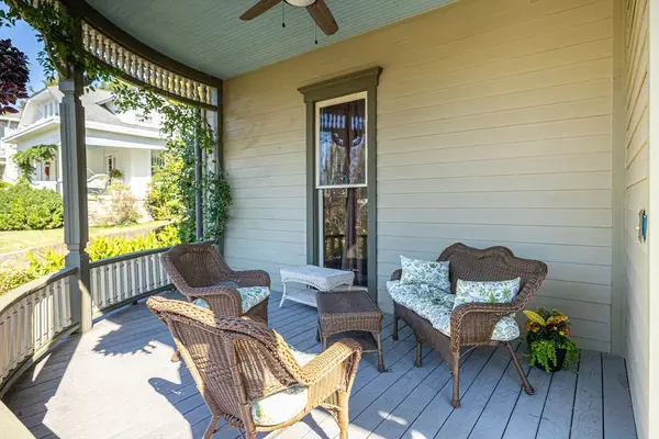318 W Jefferson St, Pulaski, TN 38478