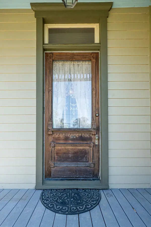 318 W Jefferson St, Pulaski, TN 38478