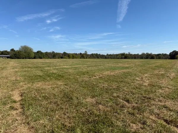 401 Smith Rd, Crossville, TN 38571