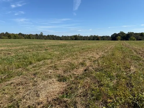 401 Smith Rd, Crossville, TN 38571