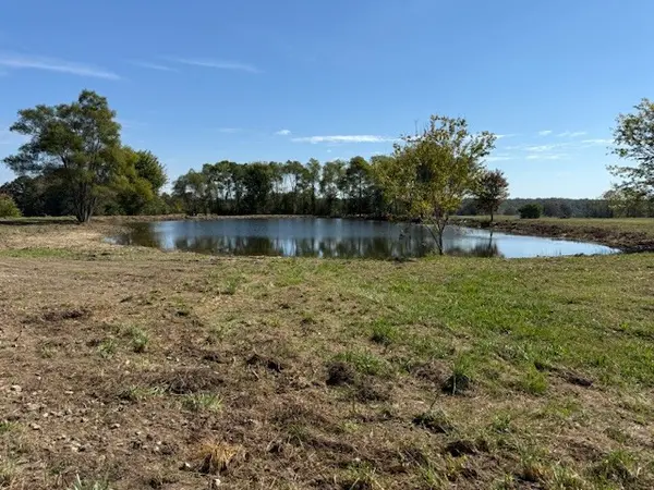 405 Smith Rd, Crossville, TN 38571