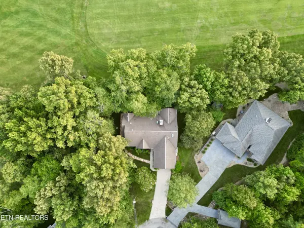 17 Kenwood Court, Crossville, TN 38558