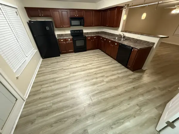 1040 Shaman Xing, Murfreesboro, TN 37128