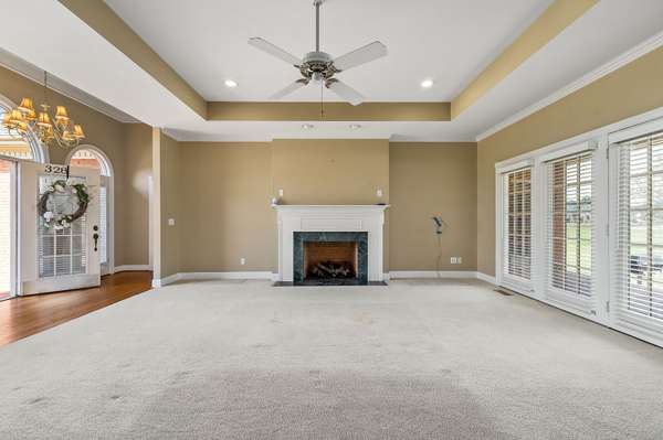 328 Riley Ave, Smithville, TN 37166
