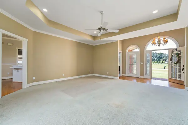 328 Riley Ave, Smithville, TN 37166