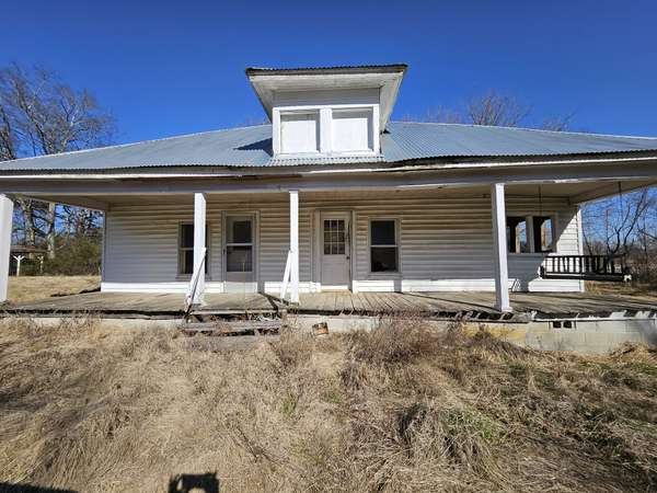 801 Old McMinnville Hwy, Woodbury, TN 37190