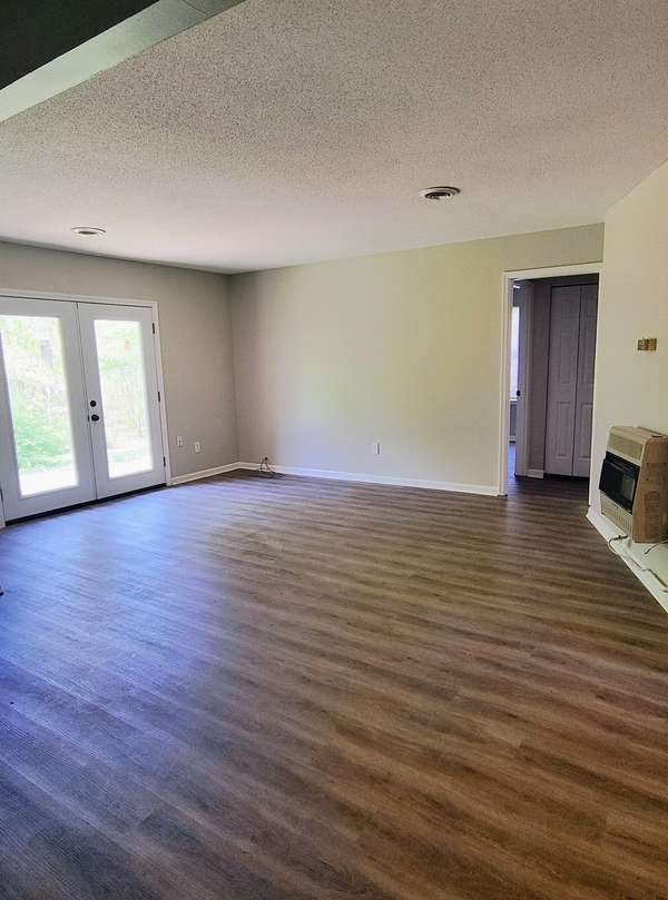 52 Eagle Cv, Jackson, TN 38305