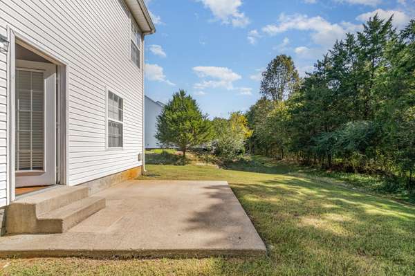 602 McKean Dr, Smyrna, TN 37167