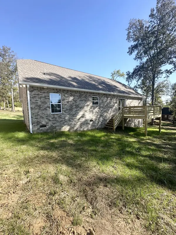 85 Acorn Trl, Hartsville, TN 37074