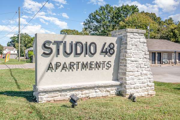 3020 73rd Ave, La Vergne, TN 37086